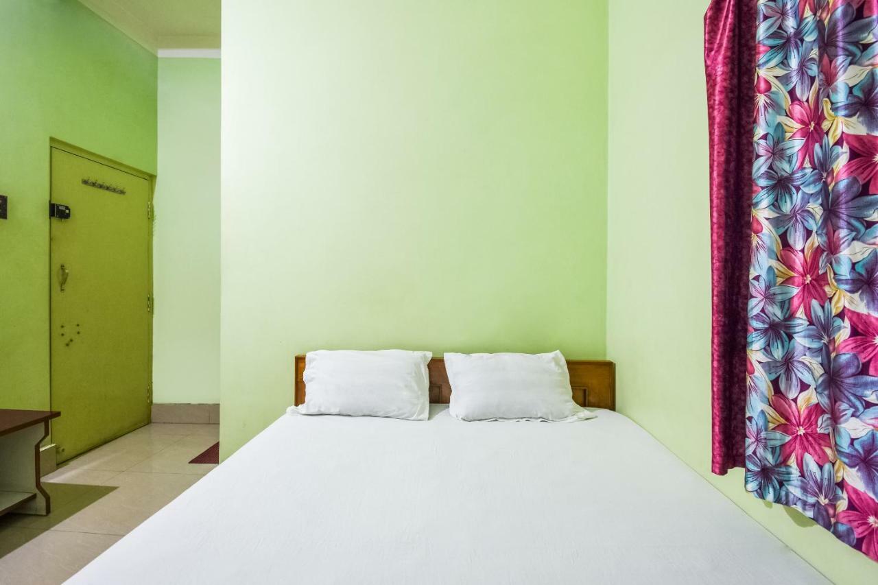 Spot On 44270 Astha Lodge Tarapith Extérieur photo