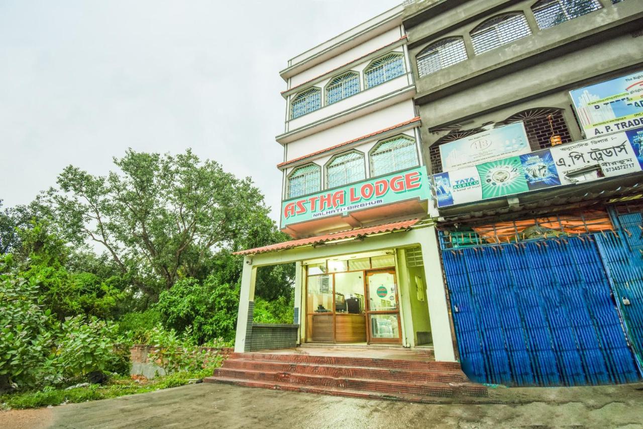 Spot On 44270 Astha Lodge Tarapith Extérieur photo